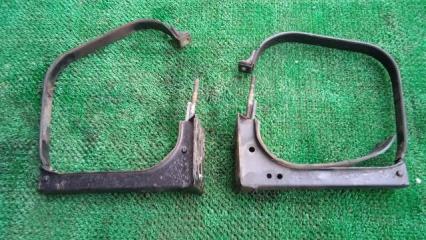 Запчасть крепление бензобака Toyota Toyoace 1998