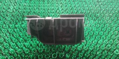 Запчасть крепление бампера заднее левое Toyota Corolla Allex 2003