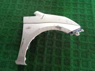 Запчасть крыло переднее правое Toyota ISIS 2004