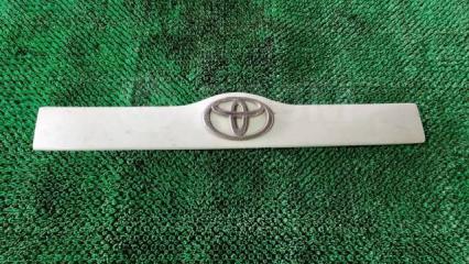 Запчасть накладка двери багажника Toyota Succeed 2005