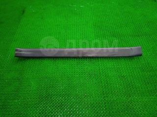 Запчасть накладка на порог передняя правая Toyota Corolla AXIO 2012