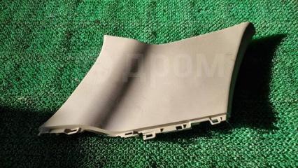 Запчасть накладка на стойку задняя левая Toyota Auris 2008