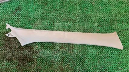 Запчасть накладка на стойку передняя правая Toyota Carina 1996