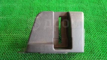 Запчасть обшивка багажника правая Toyota Caldina 1999