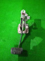 Запчасть педаль тормоза Toyota MARK II Qualis 2001