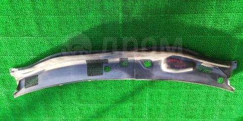 Запчасть пластик дворников жабо Toyota Harrier 2000