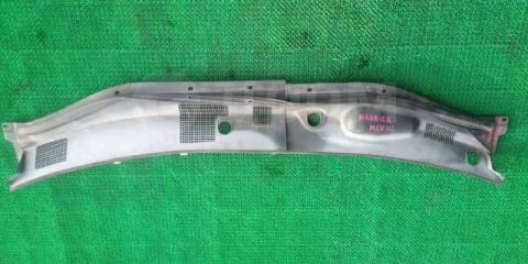 Запчасть пластик дворников жабо Toyota Harrier 2000