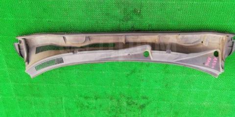 Запчасть пластик дворников жабо Toyota RAV-4 2009