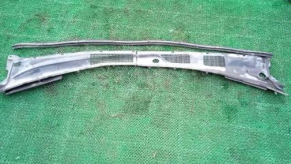 Запчасть пластик дворников жабо Toyota Vista 1997