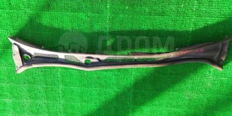 Запчасть пластик дворников жабо Toyota Vista Ardeo 1999