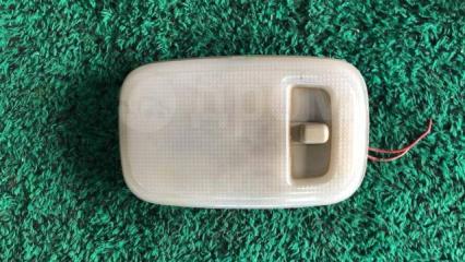 Запчасть светильник салона Toyota RAUM 1999