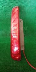 Запчасть стоп-сигнал левый Toyota ISIS 2004