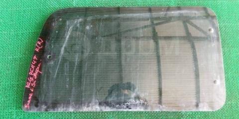 Запчасть форточка багажника задняя правая Toyota Hiace Regius 1999