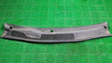 Запчасть пластик дворников жабо Toyota Kluger V 2002