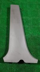 Запчасть накладка на стойку левая Toyota Kluger V 2001