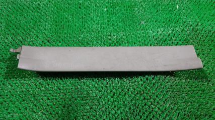 Запчасть накладка на порог задняя левая Toyota Kluger V 2001