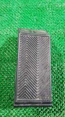 Запчасть подставка под ногу Toyota Kluger V 2001