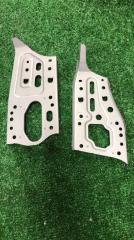 Фото запчасти крепление автомагнитолы Toyota MARK II 1998 Б/У запчасть Запчасть крепление автомагнитолы Toyota MARK II 1998