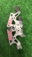 Запчасть крепление автомагнитолы Toyota RAV-4 2008