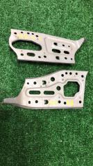 Фото запчасти крепление автомагнитолы Toyota MARK II 1999 Б/У запчасть Запчасть крепление автомагнитолы Toyota MARK II 1999