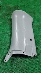 Фото запчасти накладка на стойку задняя правая Toyota VOXY 2005 контрактная запчасть Запчасть накладка на стойку задняя правая Toyota VOXY 2005