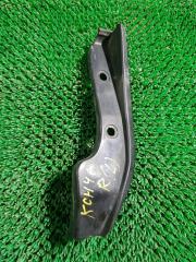 Запчасть подкрылок задний левый Toyota Hiace Regius 1998