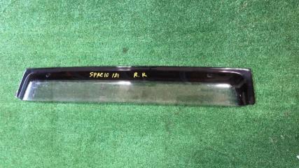 Запчасть ветровик задний правый Toyota Corolla Spacio 2003