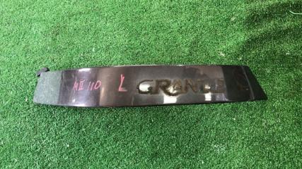 Фото запчасти планка под стоп-сигнал левая Toyota MARK II 2001 Б/У запчасть Запчасть планка под стоп-сигнал левая Toyota MARK II 2001