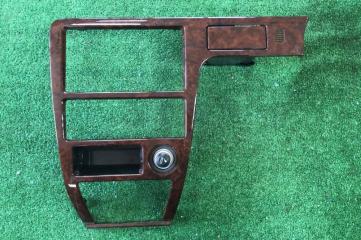 Запчасть консоль магнитафона Toyota Chaser 1998