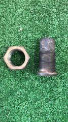 Запчасть футорка задняя правая Toyota DYNA 2005