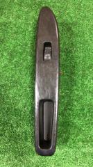 Фото запчасти блок управления стеклоподьемниками передний левый Toyota Ipsum 2001 Б/У запчасть Запчасть блок управления стеклоподьемниками передний левый Toyota Ipsum 2001