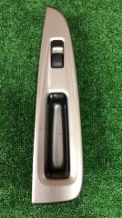 Фото запчасти блок управления стеклоподьемниками задний левый Toyota MARK II 2001 Б/У запчасть Запчасть блок управления стеклоподьемниками задний левый Toyota MARK II 2001