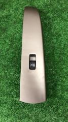 Фото запчасти блок управления стеклоподьемниками передний левый Toyota Prius 2006 Б/У запчасть Запчасть блок управления стеклоподьемниками передний левый Toyota Prius 2006