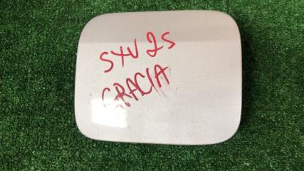 Запчасть лючок бензобака Toyota Camry Gracia 1998