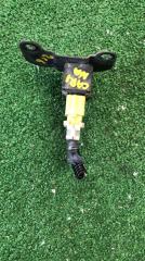 Запчасть датчик airbag Toyota Carina 1998