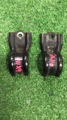 Фото запчасти крепление радиатора Toyota MARK II 2002 контрактная запчасть Запчасть крепление радиатора Toyota MARK II 2002