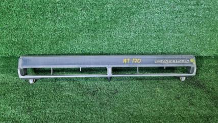 Запчасть решетка Toyota Carina 1990