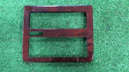 Фото запчасти консоль торпеды Toyota Century 1998 Б/У запчасть Запчасть консоль торпеды Toyota Century 1998