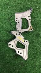 Запчасть крепление автомагнитолы Toyota WISH 2006