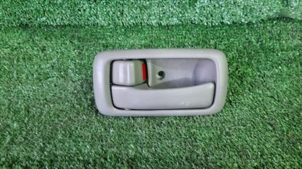Запчасть ручка двери передняя левая Toyota Hiace Regius 1998