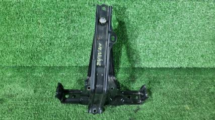 Запчасть крепление аккумулятора Toyota Prius Alpha 2013