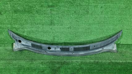 Запчасть пластик дворников жабо Toyota LITE ACE NOAH 1998