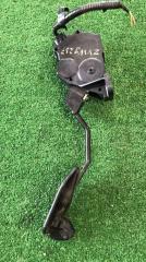 Запчасть педаль газа Toyota Prius Alpha 2013