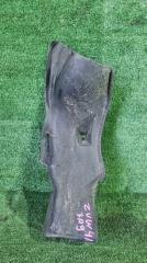 Запчасть защита горловины топливного бака Toyota Prius Alpha 2012