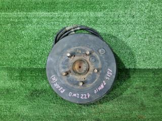 Запчасть ступица задняя правая Toyota ISIS 2004