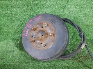 Запчасть ступица задняя левая Toyota ISIS 2005