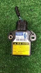 Запчасть датчик курсовой устойчивости Toyota Prius Alpha 2013