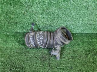 Запчасть патрубок воздушного фильтра Toyota Vista Ardeo 1999