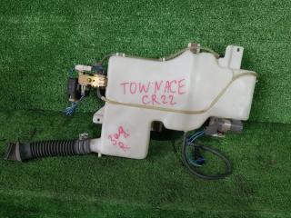 Запчасть бачок стеклоомывателя задний Toyota TOWN ACE 1995