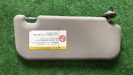 Запчасть козырек солнцезащитный левый Toyota WISH 2010